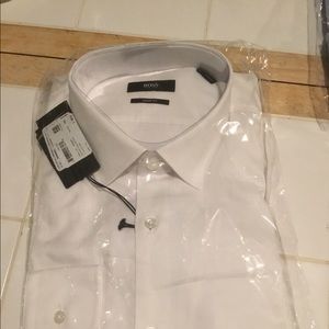 White Hugo Boss men’s dress shirt